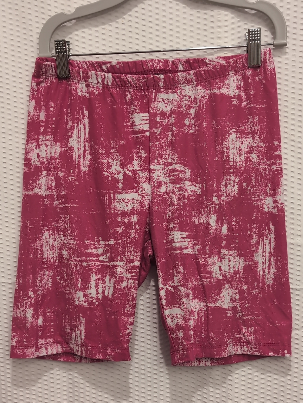 Womans Just Be Pink Tie-Dye Active Shorts